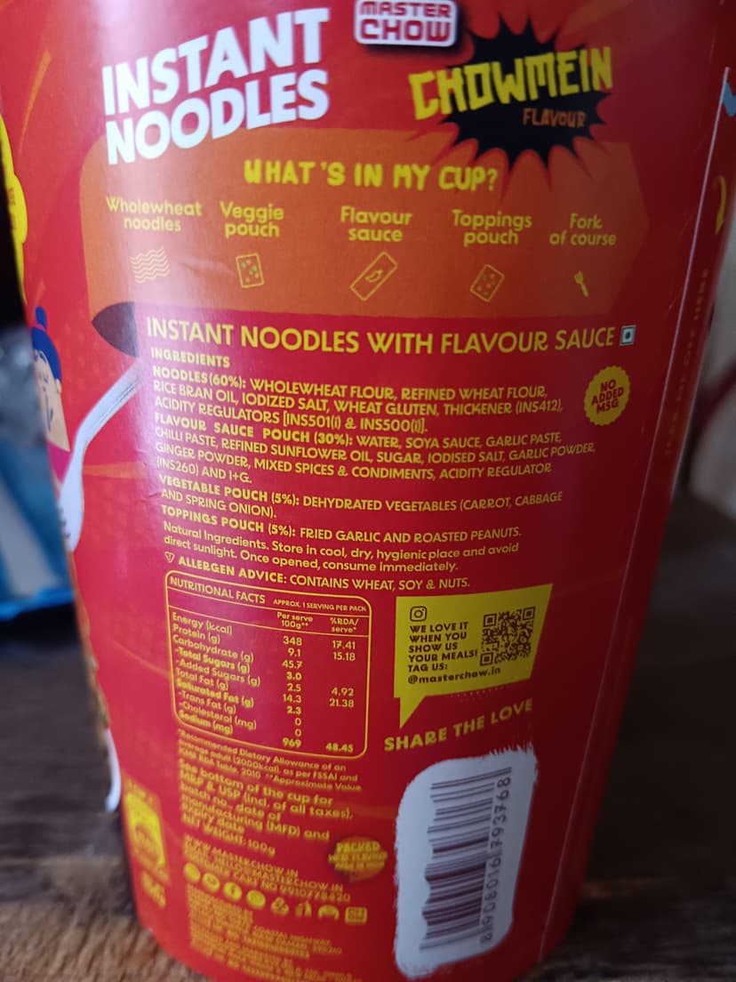 Master Chow Chowmein Flavour Instant Noodles